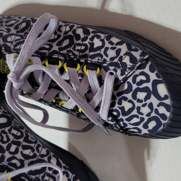 K SWISS IRVINE T9 LEOPARD PRINT CASUAL ATHLETIC ACTIVEWEAR ATHLEISURE SNEAKERS 9 - Picture 5 of 13